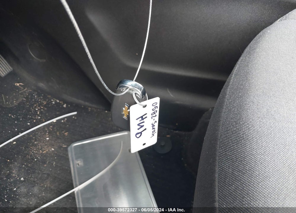 2018 CHEVROLET EQUINOX LT VIN: 2GNAXJEV3J6138867