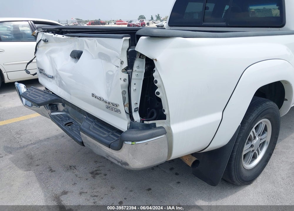 2011 TOYOTA TACOMA PRERUNNER VIN: 5TFJX4GN4BX001638