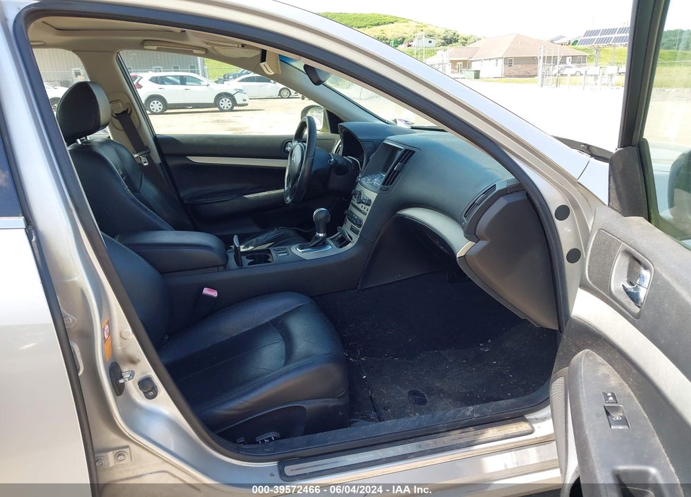 2007 INFINITI G35X VIN: JNKBV61F07M801660