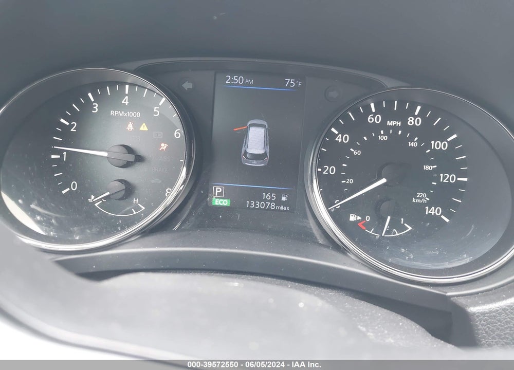 2018 NISSAN ROGUE S VIN: JN8AT2MV8JW314995