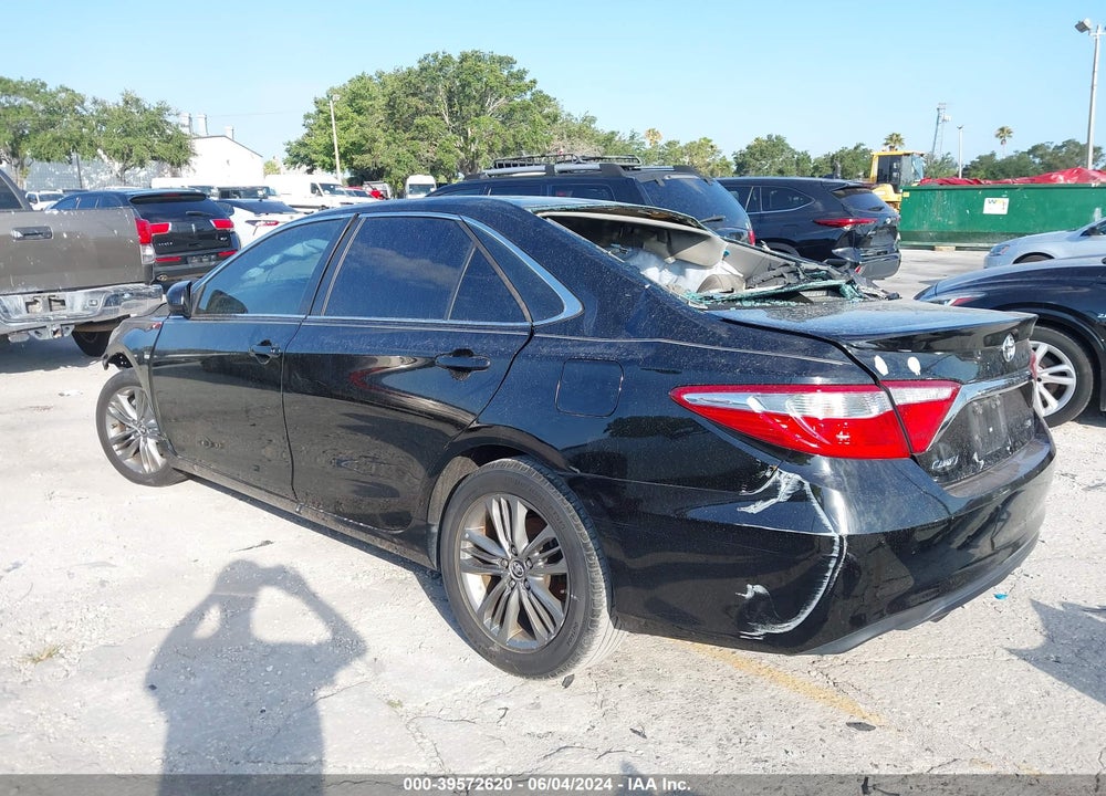 2015 TOYOTA CAMRY SE VIN: 4T1BF1FK3FU889248