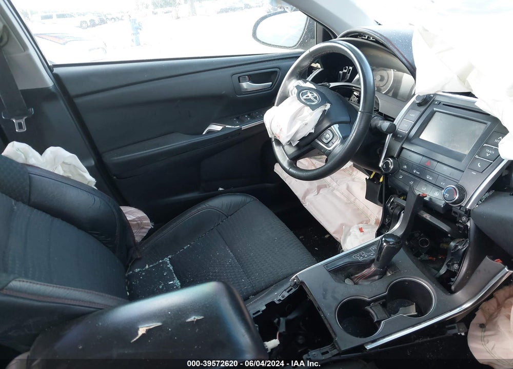 2015 TOYOTA CAMRY SE VIN: 4T1BF1FK3FU889248