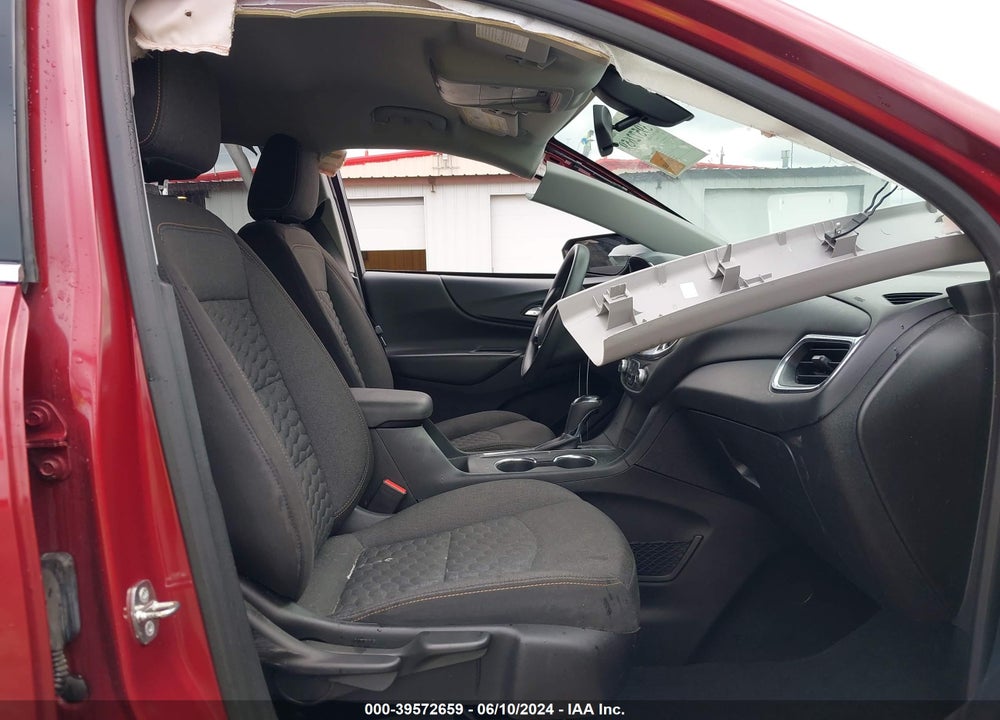 2019 CHEVROLET EQUINOX LT VIN: 2GNAXKEV4K6104525
