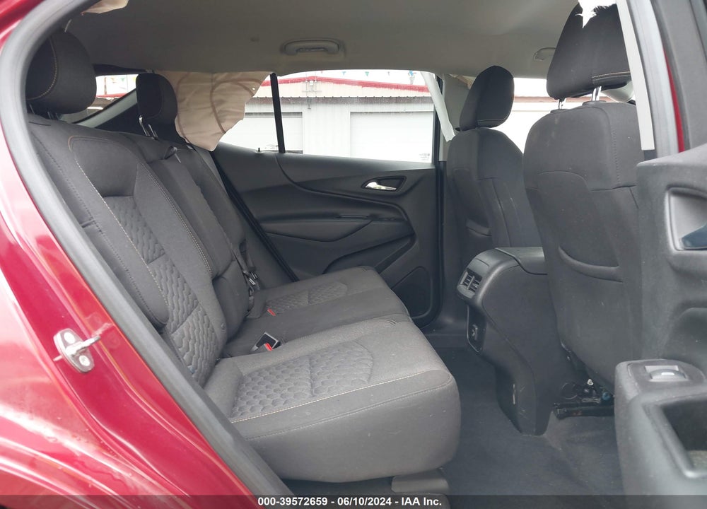 2019 CHEVROLET EQUINOX LT VIN: 2GNAXKEV4K6104525
