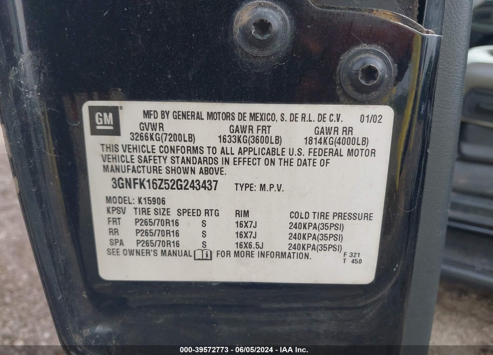 2002 CHEVROLET SUBURBAN 1500 LT VIN: 3GNFK16Z52G243437
