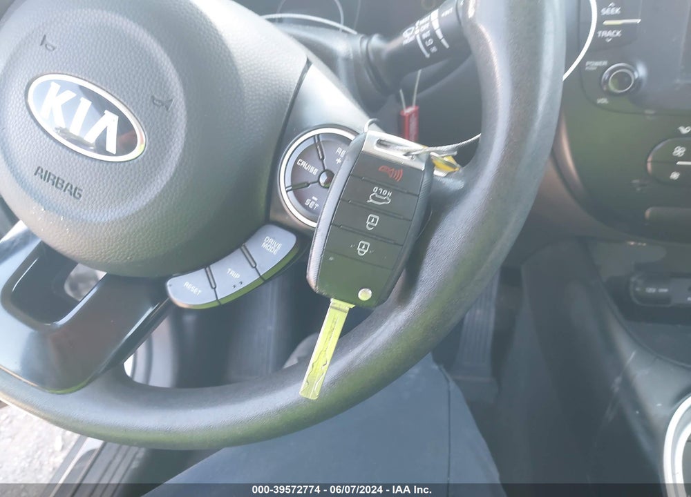2019 KIA SOUL VIN: KNDJN2A24K7654821