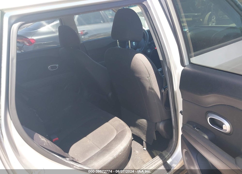 2019 KIA SOUL VIN: KNDJN2A24K7654821