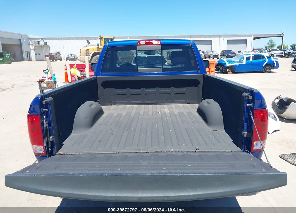 2017 RAM 1500 EXPRESS REGULAR CAB 4X2 6'4 BOX VIN: 3C6JR6AG3HG541776