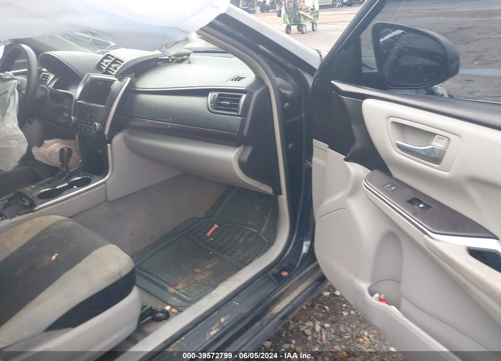 2017 TOYOTA CAMRY LE VIN: 4T1BF1FK0HU405488