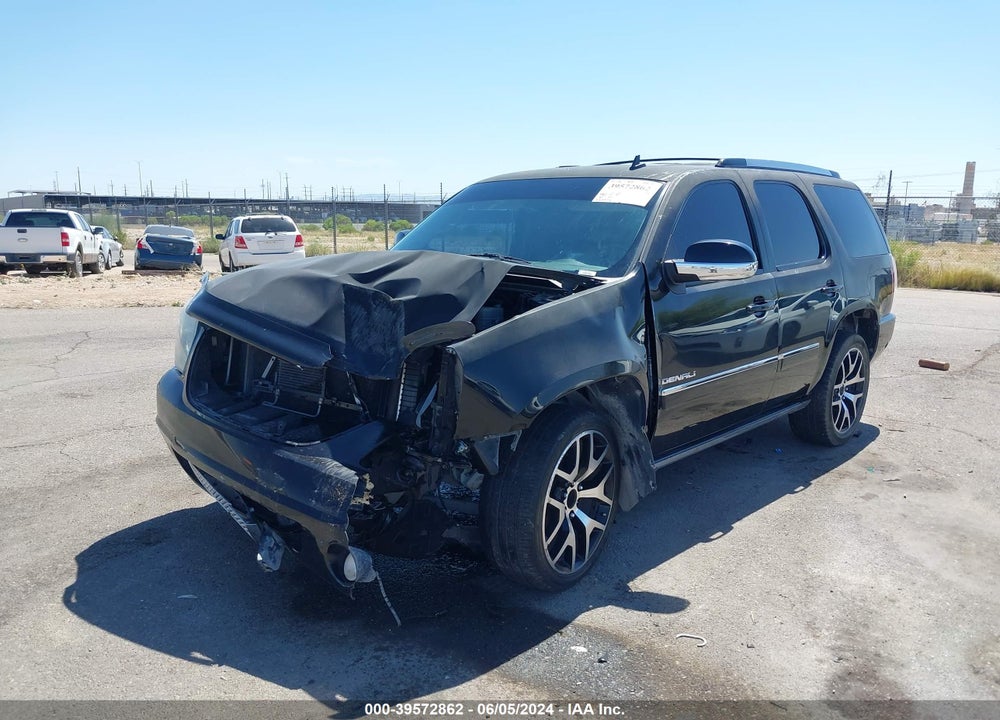 2013 GMC YUKON DENALI VIN: 1GKS1EEF4DR334179