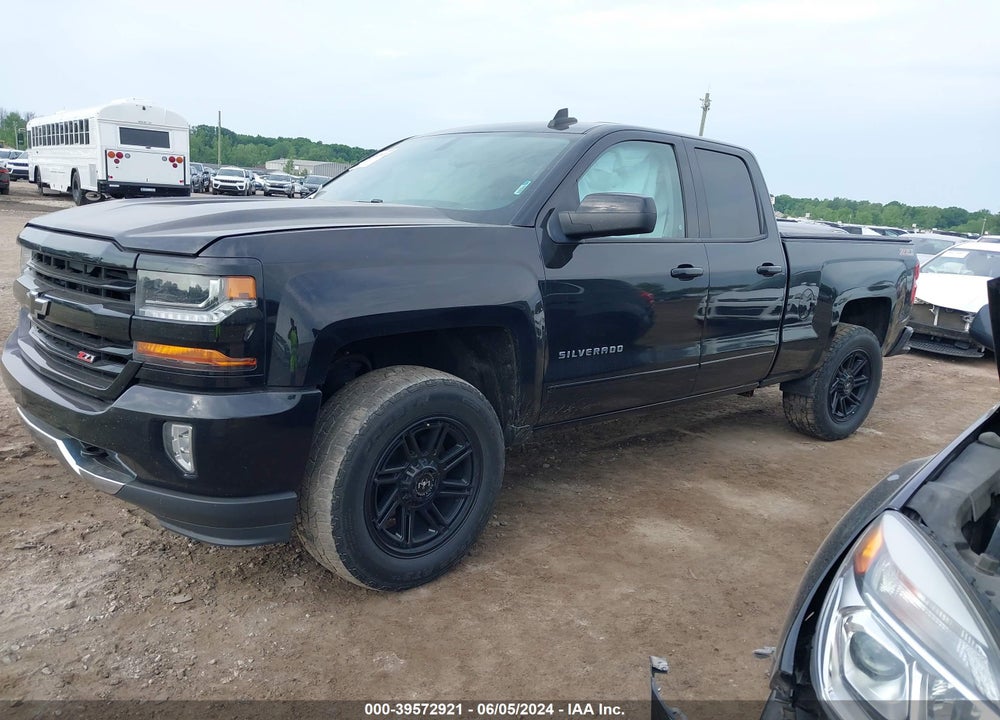 2017 CHEVROLET SILVERADO 1500 2LT VIN: 1GCVKREC9HZ393916