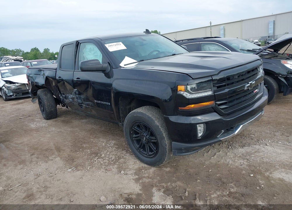 2017 CHEVROLET SILVERADO 1500 2LT VIN: 1GCVKREC9HZ393916