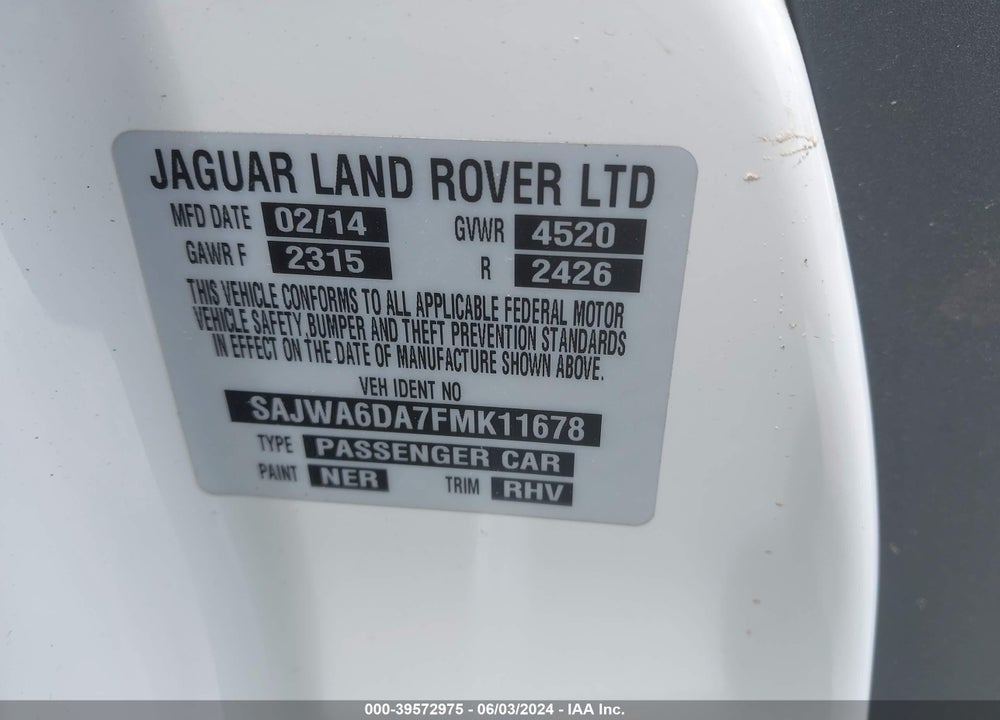 2015 JAGUAR F-TYPE R VIN: SAJWA6DA7FMK11678
