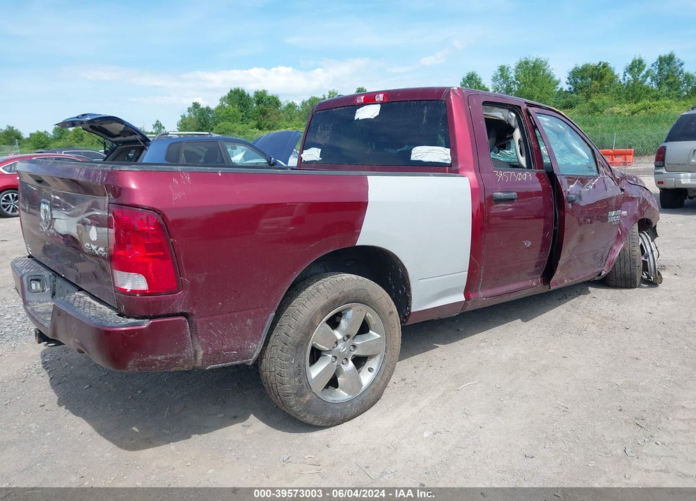 2019 RAM 1500 CLASSIC EXPRESS QUAD CAB 4X4 6'4 BOX VIN: 1C6RR7FT4KS504167