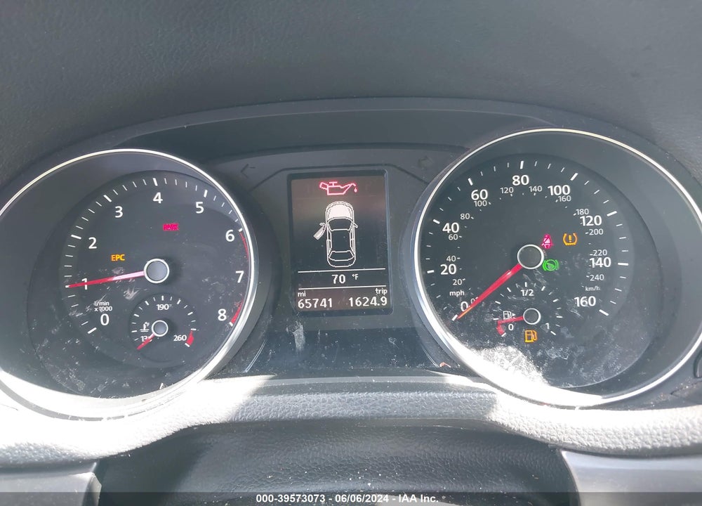 2018 VOLKSWAGEN PASSAT 2.0T R-LINE/2.0T S VIN: 1VWAA7A31JC015588