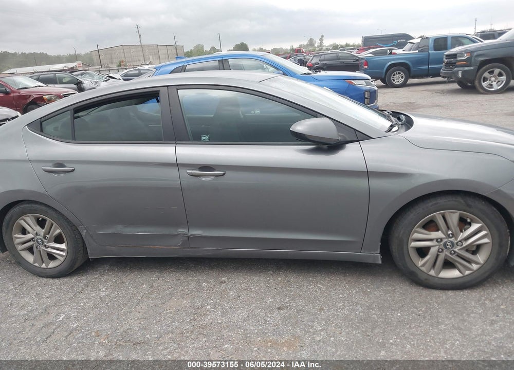 2019 HYUNDAI ELANTRA SEL VIN: 5NPD84LF9KH422498