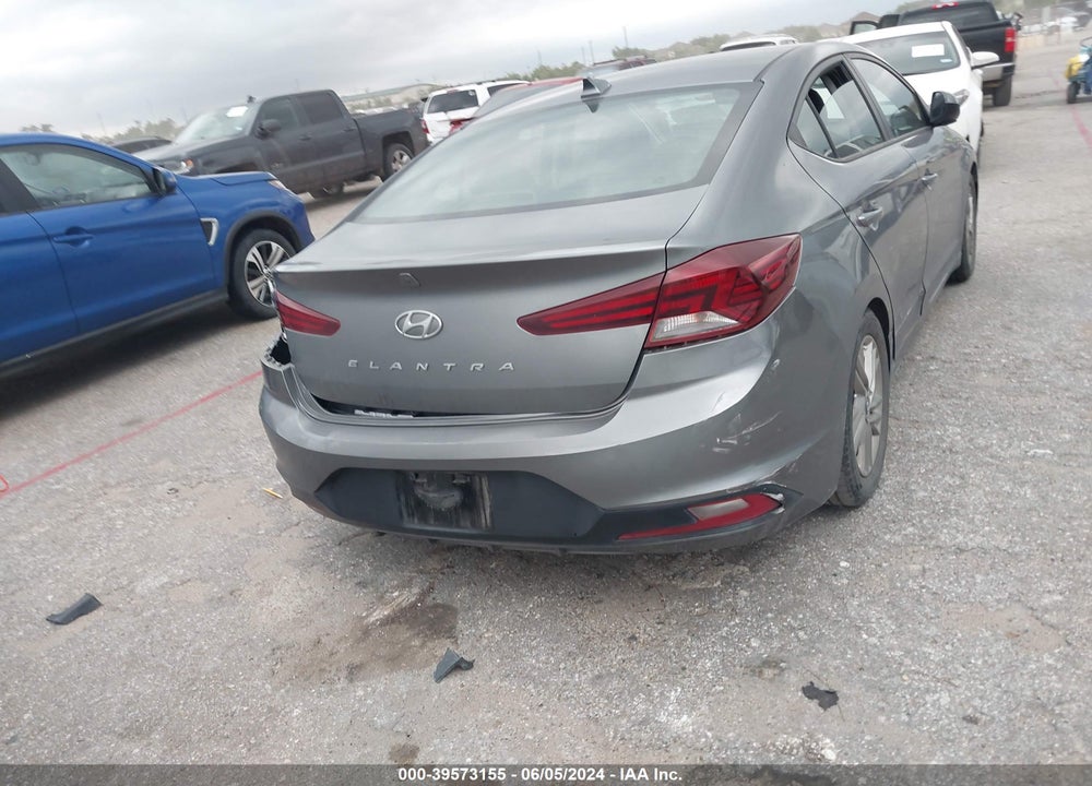 2019 HYUNDAI ELANTRA SEL VIN: 5NPD84LF9KH422498