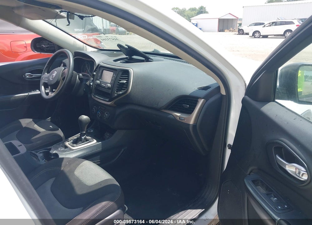 2016 JEEP CHEROKEE SPORT VIN: 1C4PJMAB1GW271904