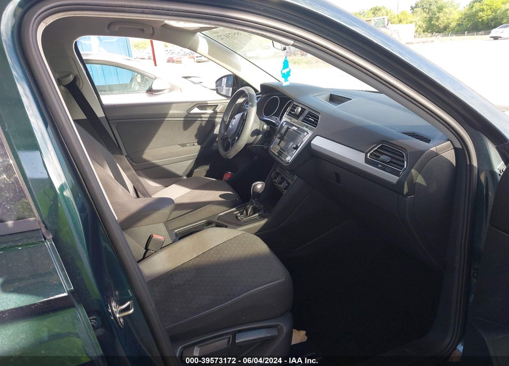 2019 VOLKSWAGEN TIGUAN 2.0T S VIN: 3VV1B7AX3KM111484