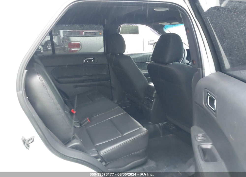 2014 FORD UTILITY POLICE INTERCEPTOR VIN: 1FM5K8AR1EGA18884