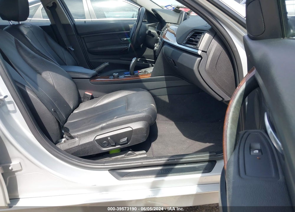 2013 BMW 328I XDRIVE VIN: WBA3B3G55DNR79529