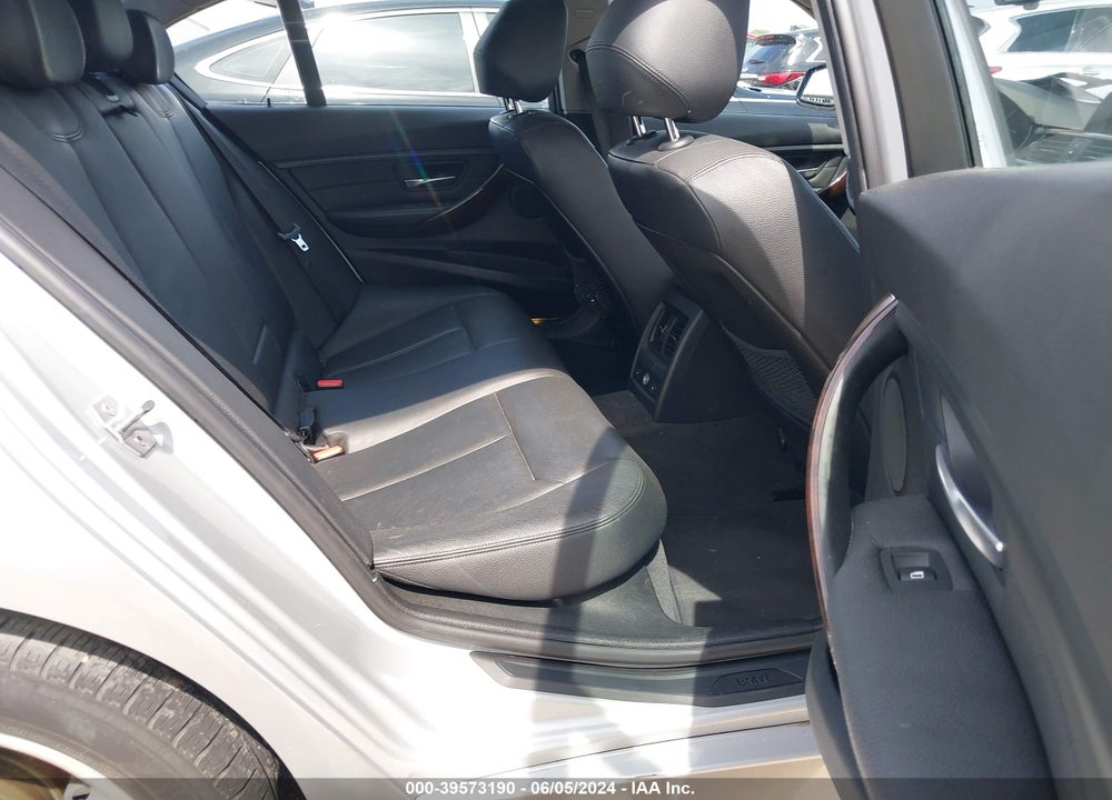 2013 BMW 328I XDRIVE VIN: WBA3B3G55DNR79529