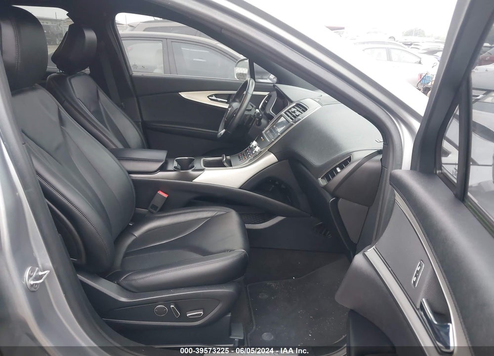 2020 LINCOLN NAUTILUS STANDARD VIN: 2LMPJ6J90LBL29585