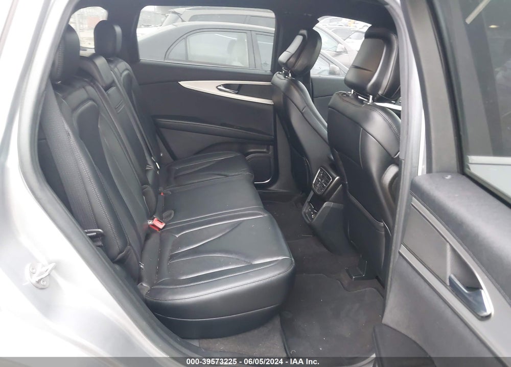 2020 LINCOLN NAUTILUS STANDARD VIN: 2LMPJ6J90LBL29585