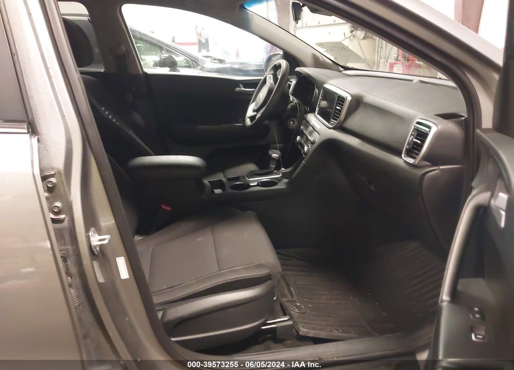 2020 KIA SPORTAGE LX VIN: KNDPMCAC7L7793399