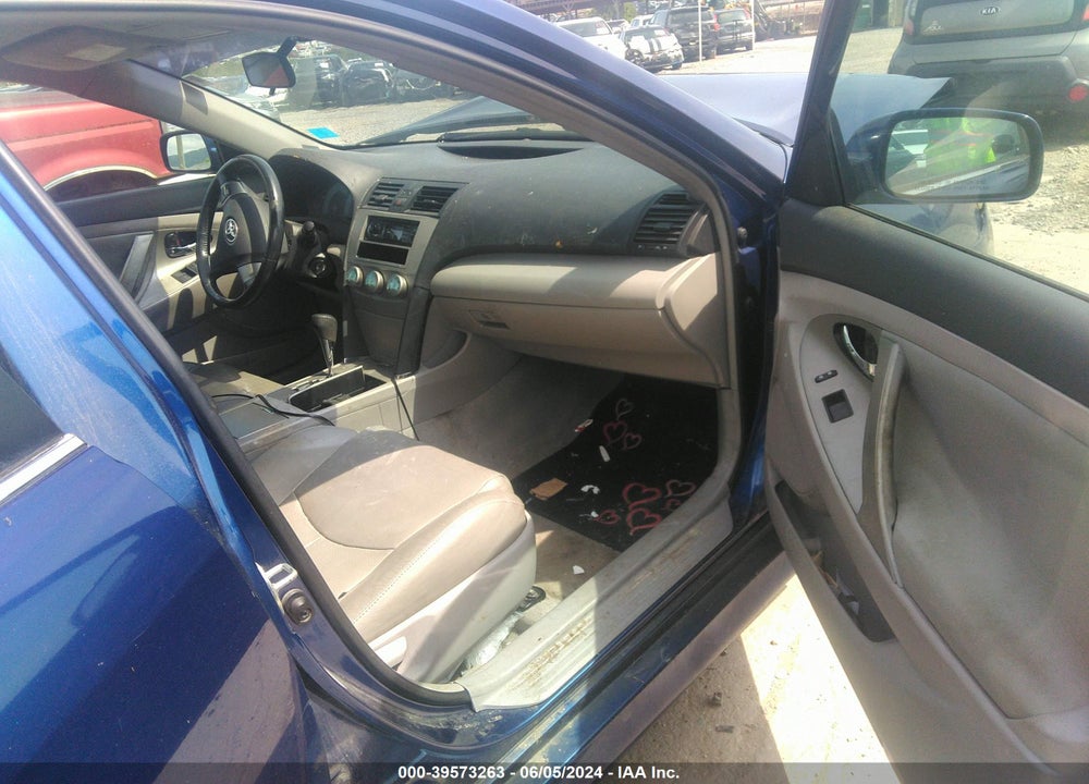 2008 TOYOTA CAMRY SE VIN: 4T1BE46K88U225065