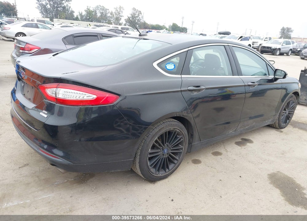 2014 FORD FUSION SE VIN: 3FA6P0HD1ER111604