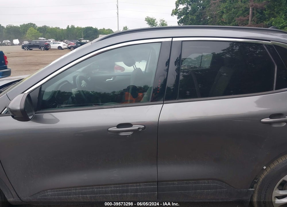 2021 FORD ESCAPE SE VIN: 1FMCU9G61MUA29145