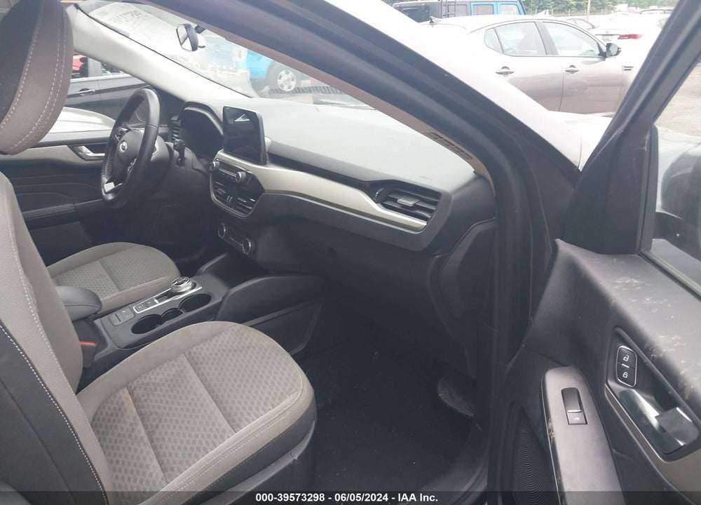 2021 FORD ESCAPE SE VIN: 1FMCU9G61MUA29145