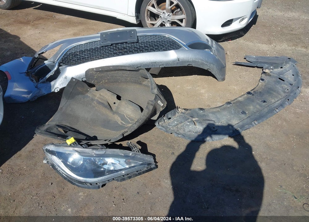 2019 CHRYSLER PACIFICA TOURING L VIN: 2C4RC1BG6KR554666