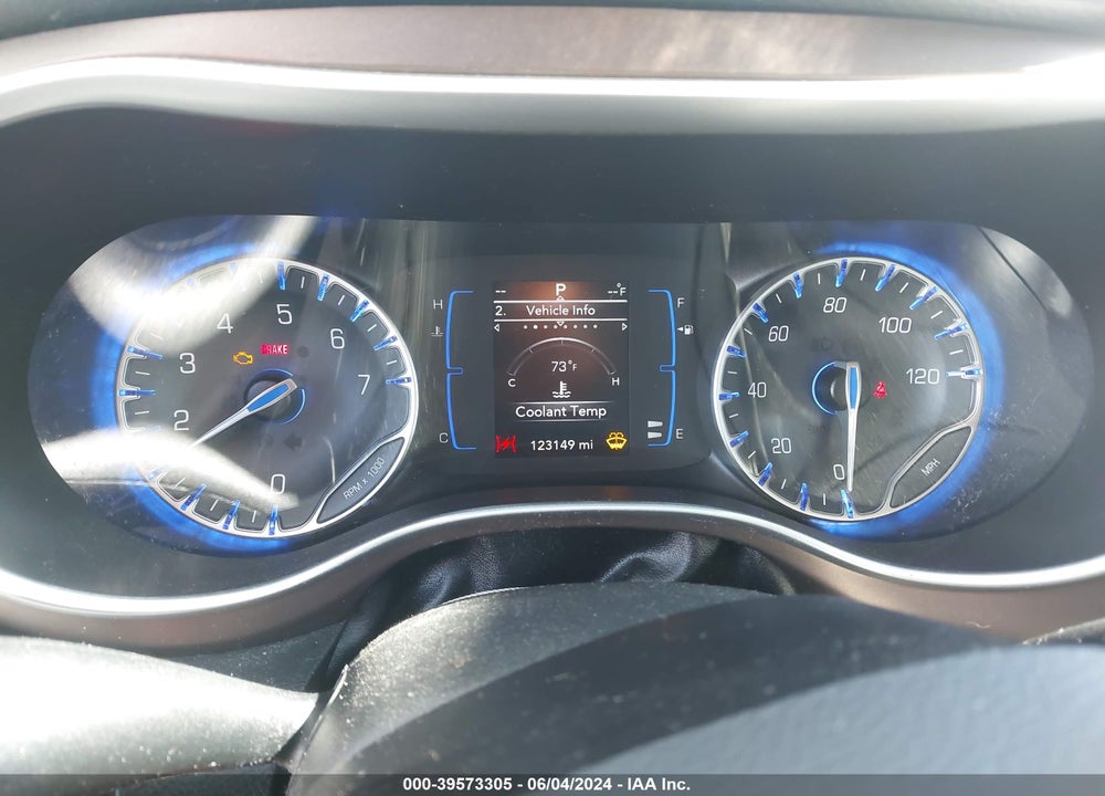 2019 CHRYSLER PACIFICA TOURING L VIN: 2C4RC1BG6KR554666