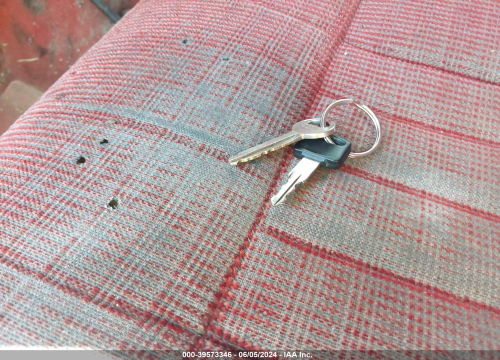1988 FORD F250 VIN: 2FTEF26N0JCA73026