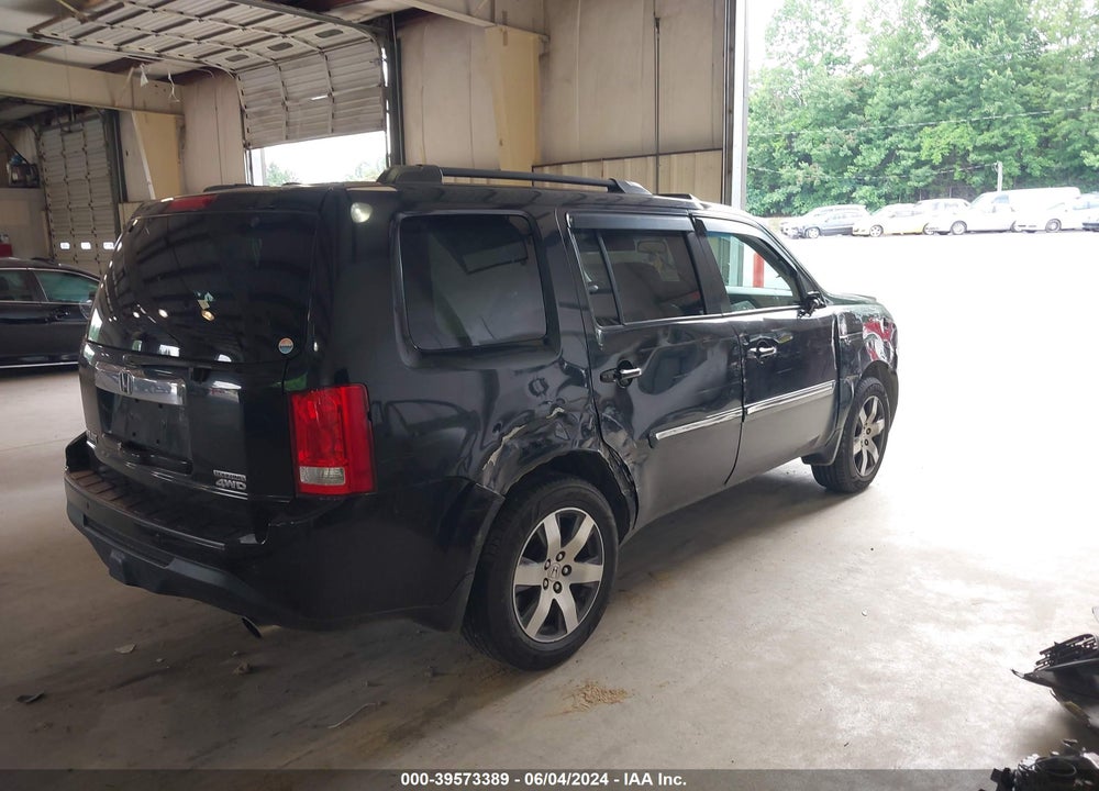 2012 HONDA PILOT TOURING VIN: 5FNYF4H94CB026196