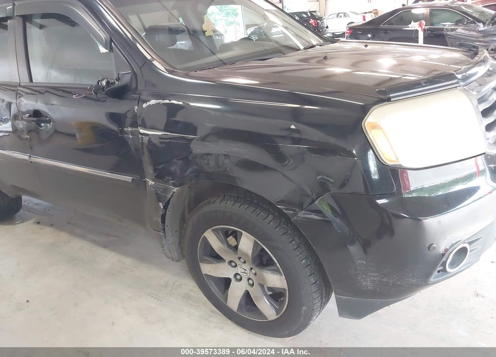 2012 HONDA PILOT TOURING VIN: 5FNYF4H94CB026196