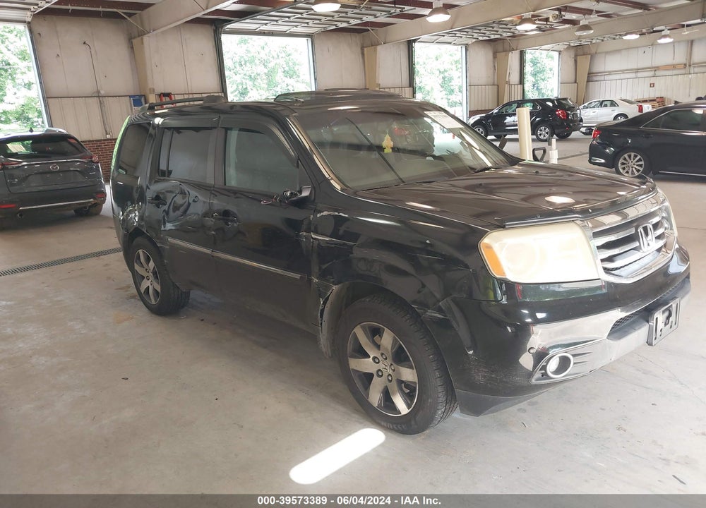 2012 HONDA PILOT TOURING VIN: 5FNYF4H94CB026196