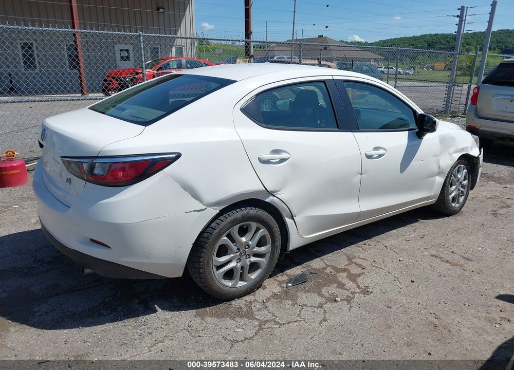 2016 SCION IA VIN: 3MYDLBZV9GY108556