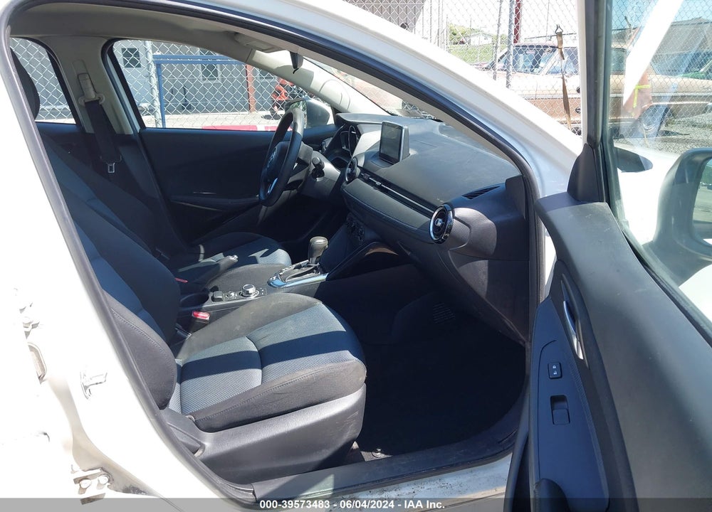 2016 SCION IA VIN: 3MYDLBZV9GY108556