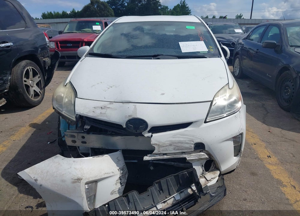 2013 TOYOTA PRIUS TWO VIN: JTDKN3DU9D5558897