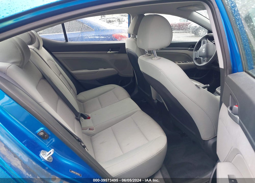 2017 HYUNDAI ELANTRA SE VIN: 5NPD84LF2HH049622