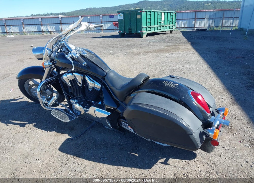 2015 HONDA VT1300 CT VIN: JH2SC6672FK500530