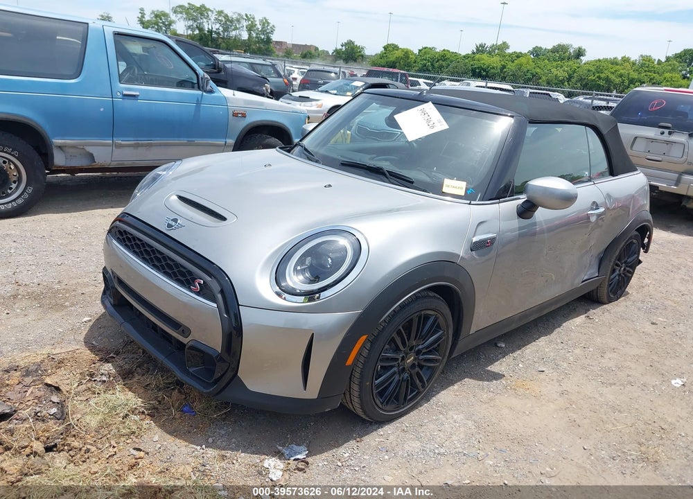 2024 MINI CONVERTIBLE COOPER S VIN: WMW43DL03R3R81901