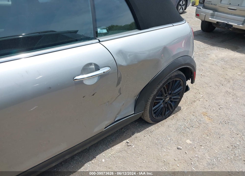 2024 MINI CONVERTIBLE COOPER S VIN: WMW43DL03R3R81901