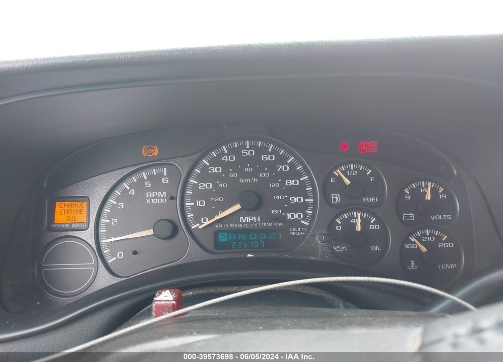 2002 CHEVROLET AVALANCHE 1500 VIN: 3GNEK13T52G223099