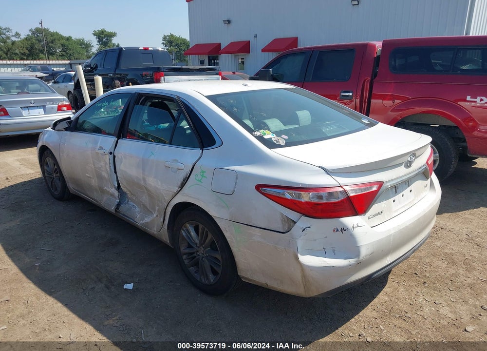 2016 TOYOTA CAMRY SE VIN: 4T1BF1FK2GU520592