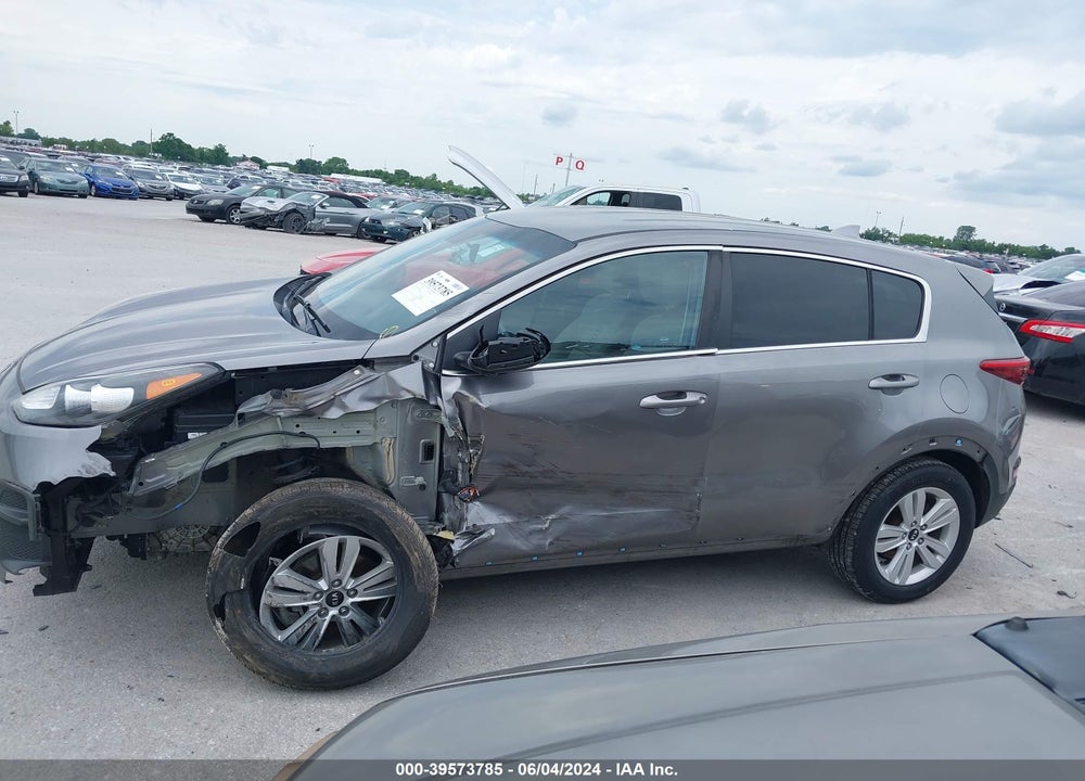 2018 KIA SPORTAGE LX VIN: KNDPM3AC9J7474969