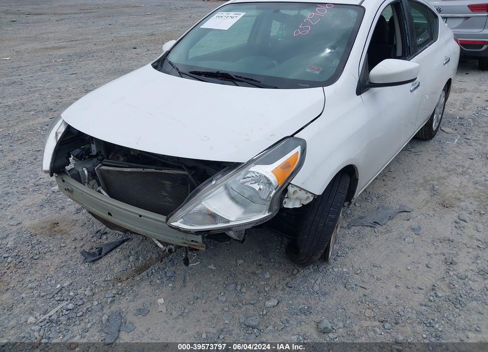 2019 NISSAN VERSA 1.6 SV VIN: 3N1CN7AP5KL852906